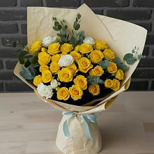 Букет цветов из:  Розы в Гатчину