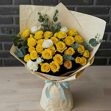 Букет цветов из:  Розы в Гатчину