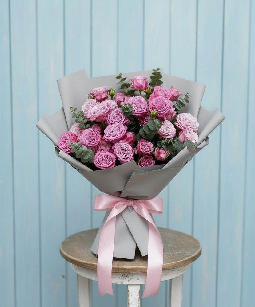 Букет цветов из: Розы в Гатчину