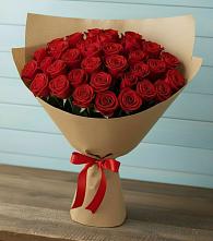 Букет Красные розы Милано в Гатчину