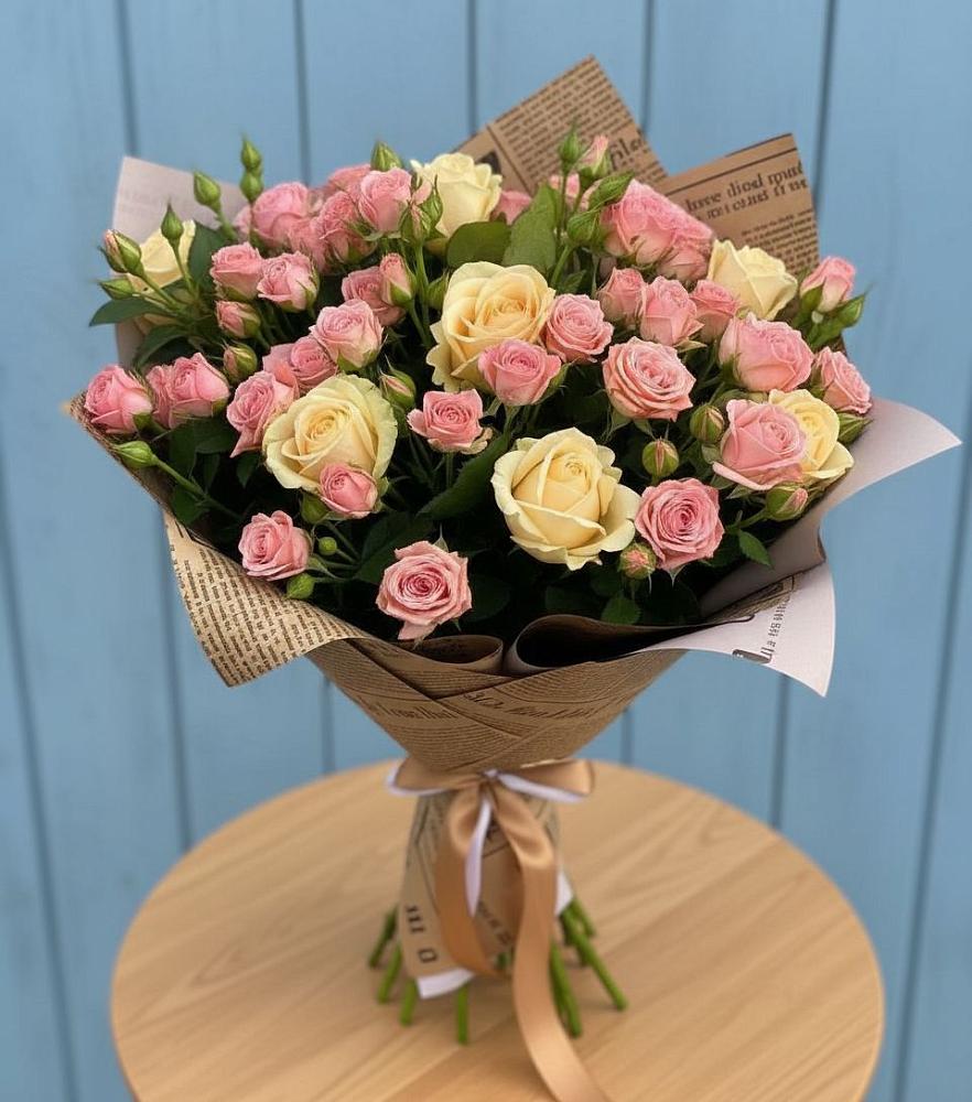 Букет цветов из: Розы в Гатчину