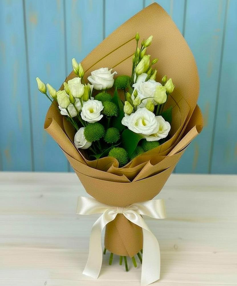 Букет цветов из: Хризантемы и Лизиантусы в Гатчину