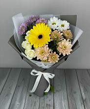 Букет цветов из:  Розы, Герберы и Хризантемы в Гатчину