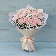 Букет цветов из:  Гвоздики в Гатчину
