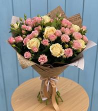 Букет цветов из:  Розы в Гатчину