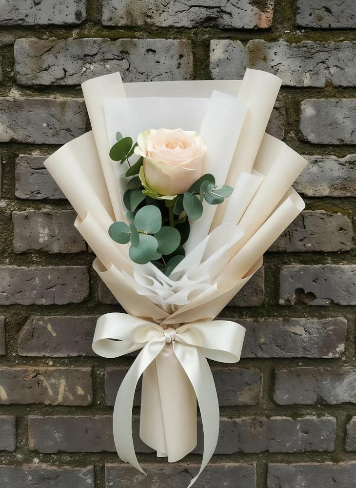 Букет цветов из: Розы в Гатчину