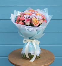 Букет цветов из:  Хризантемы и Розы в Гатчину