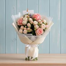 Букет цветов из:  Розы в Гатчину